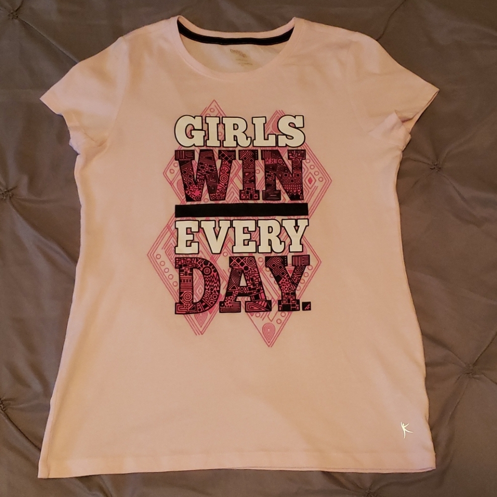 🔴 2 for $10    Danskin Pink Short Sleeve Tee